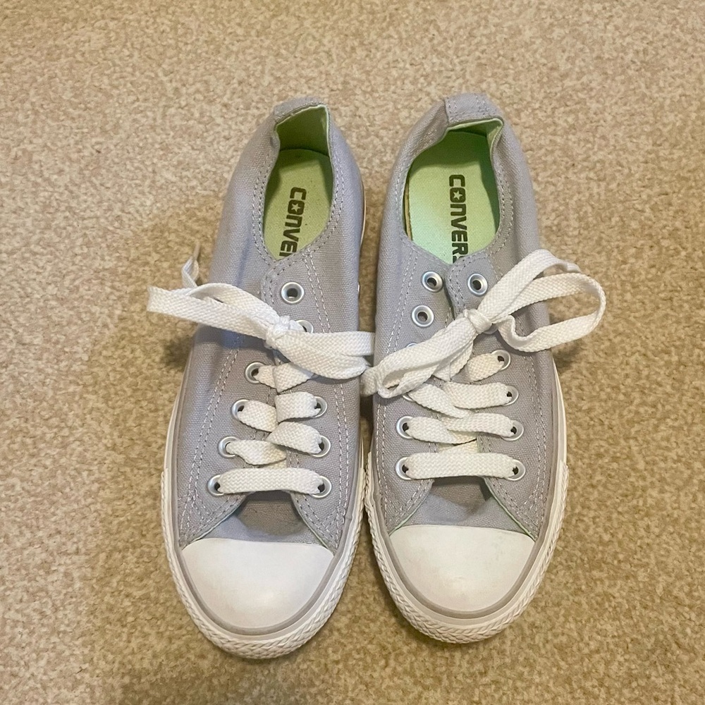 Women’s Gray and Mint Converse